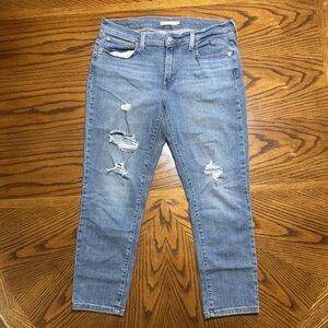 Levi's Jeans Women's Size 32 Boyfriend Blue Denim Distressed